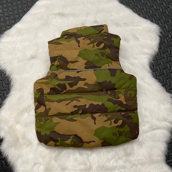 Camo vest - Picture 2 of 4